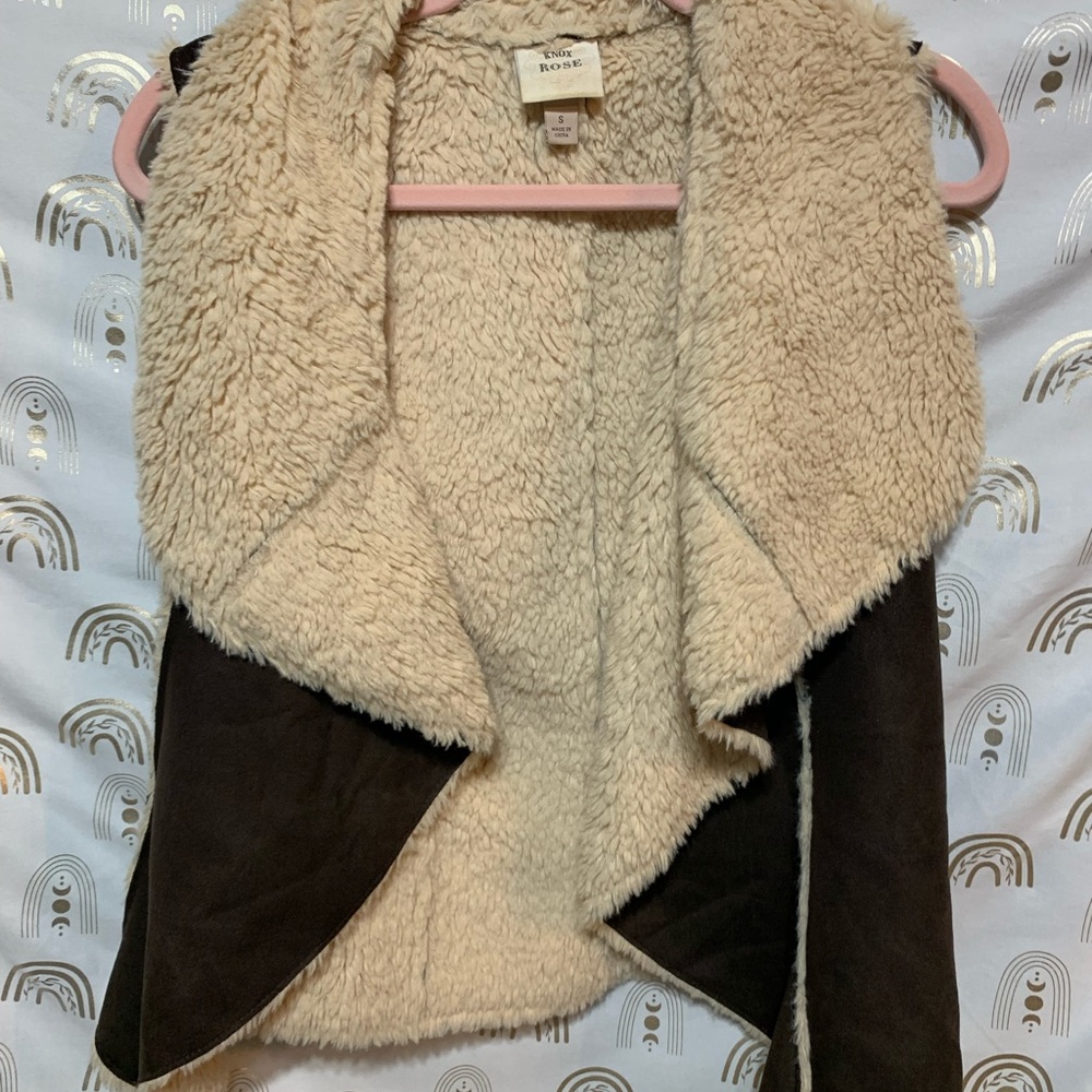 Knox Rose Cream and Brown Sherpa Vest